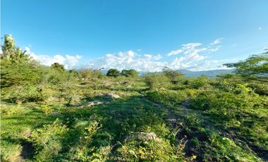 VENTA ESPECTACULAR LOTE TOTALMENTE PLANO EN CHINAUTA CUNDINAMARCA