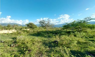 VENTA ESPECTACULAR LOTE TOTALMENTE PLANO EN CHINAUTA CUNDINAMARCA