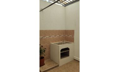 VENPERMUTO EXCELENTE CASA EN CONJUNTO CERRADO EN FUSAGASUGA C/MARCA