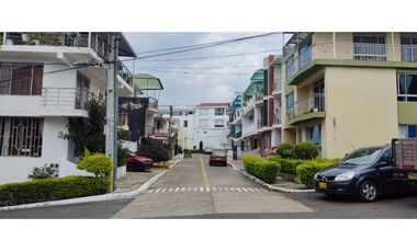 VENPERMUTO EXCELENTE CASA EN CONJUNTO CERRADO EN FUSAGASUGA C/MARCA