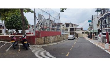 VENPERMUTO EXCELENTE CASA EN CONJUNTO CERRADO EN FUSAGASUGA C/MARCA