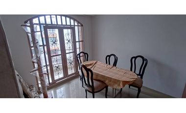 VENPERMUTO EXCELENTE CASA EN CONJUNTO CERRADO EN FUSAGASUGA C/MARCA