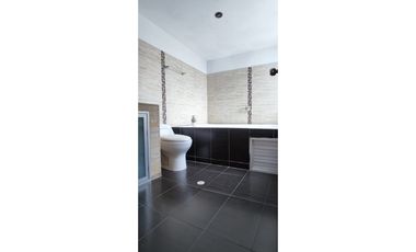 VENPERMUTO EXCELENTE CASA EN CONJUNTO CERRADO EN FUSAGASUGA C/MARCA