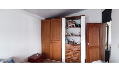 VENPERMUTO EXCELENTE CASA EN CONJUNTO CERRADO EN FUSAGASUGA C/MARCA