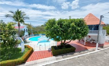 VENPERMUTO CASA EN CONDOMINIO EN GIRARDOT PRECIO DE OPORTUNIDAD