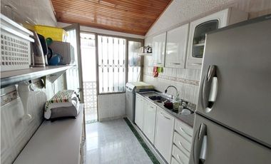 VENPERMUTO CASA EN CONDOMINIO EN GIRARDOT PRECIO DE OPORTUNIDAD