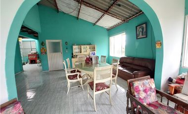 VEN PERMUTO CASA CAMPESTRE DENTRO DEL MEJOR CONDOMINIO DE CHINAUTA