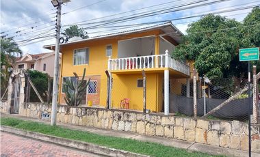 VEN PERMUTO CASA CAMPESTRE DENTRO DEL MEJOR CONDOMINIO DE CHINAUTA