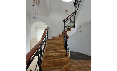 VENTA LINDISIMA CASA CAMPESTRE EN EL MEJOR CONDOMINIO DE CHINAUTA