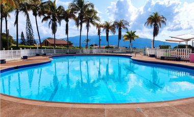 VENTA LINDISIMA CASA CAMPESTRE EN EL MEJOR CONDOMINIO DE CHINAUTA