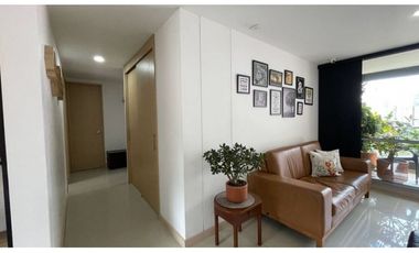 Vendo moderno apartamento en sabaneta. Unidad completa.
