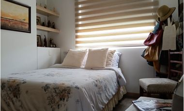 Vendo moderno apartamento en sabaneta. Unidad completa.