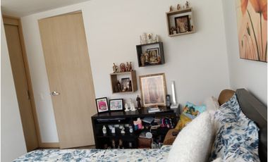 Vendo moderno apartamento en sabaneta. Unidad completa.