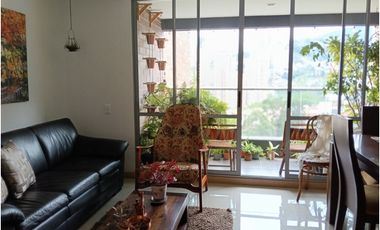 Vendo moderno apartamento en sabaneta. Unidad completa.