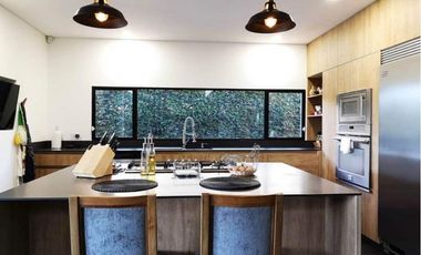 VENDO moderna casa en el alto de Las Palmas.