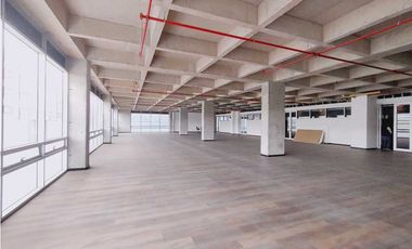 OFICINA EN ARRIENDO 1426M2