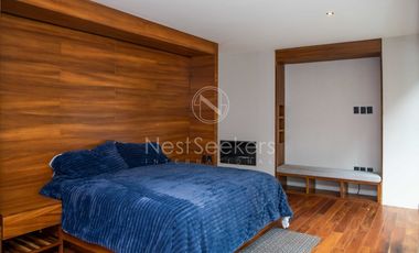 CASA MODERNA EN VENTA EN ENTORNO  BOSCOSO