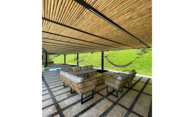 CASA CAMPESTRE EN SAN JERONIMO EN UNIDAD CERRADA