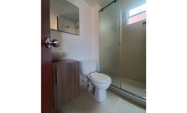 ACSI 1083A. Apartamento en arriendo, La Finca Madrid, Cundinamarca.