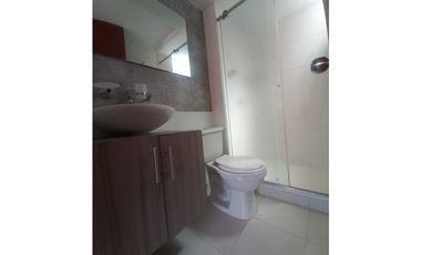 ACSI 1083A. Apartamento en arriendo, La Finca Madrid, Cundinamarca.