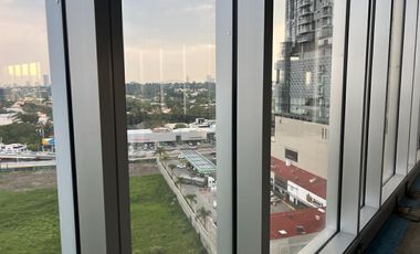 MEDIO PISO OFICINAS EN VENTA EN ZONA ANDARES TRIPLE A
