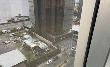 MEDIO PISO OFICINAS EN VENTA EN ZONA ANDARES TRIPLE A