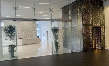 MEDIO PISO OFICINAS EN VENTA EN ZONA ANDARES TRIPLE A