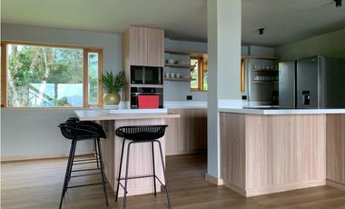 Venta de Casa Campestre El Retiro Tradicional Reformada Vista Represa