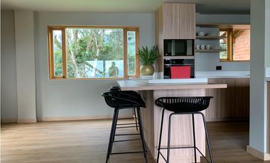 Venta de Casa Campestre El Retiro Tradicional Reformada Vista Represa