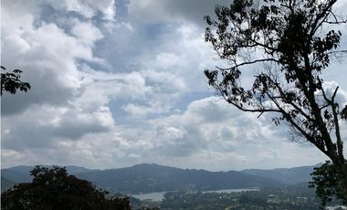 Venta de Casa Campestre El Retiro Tradicional Reformada Vista Represa