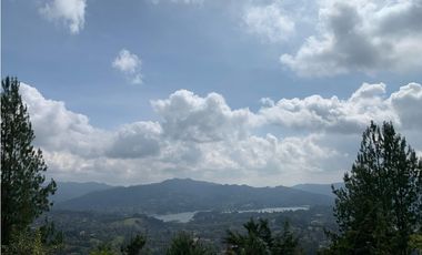 Venta de Casa Campestre El Retiro Tradicional Reformada Vista Represa