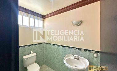 GRAN CASA EN RENTA UBICADA EN TEPETLAOXTOC TEXCOCO