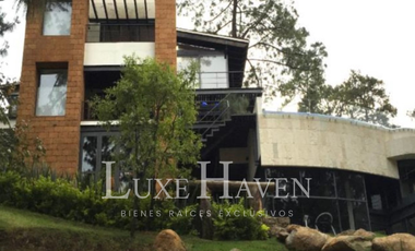 Sofisticada Residencia en Avandaro, Valle de Bravo