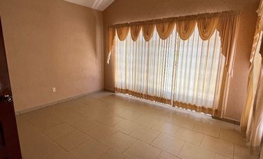 CASA EN RENTA EN JARDINES DEL MORAL LEÓN GUANAJUATO