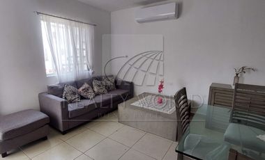 Casas Renta Puerto Morelos  40-CR-7316