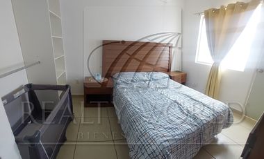 Casas Renta Puerto Morelos  40-CR-7316