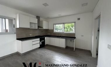 Casa en venta, 5 ambientes - La Alameda, Canning.