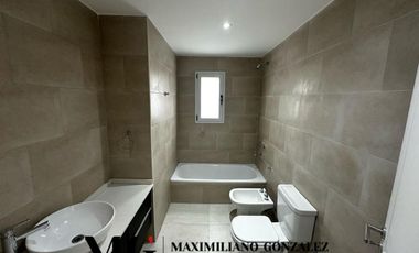 Casa en venta, 5 ambientes - La Alameda, Canning.