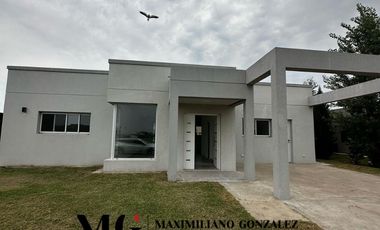 Casa en venta, 5 ambientes - La Alameda, Canning.