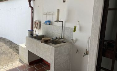 CASA CAMPESTRE  PARA ARRENDAR EN ENVIGADO (LOMA DEL ESCOBERO)