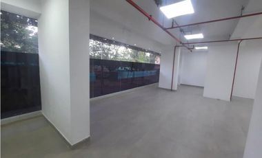 Local   Medellin  Sector Poblado  - Ciudad del Rio