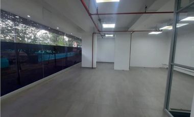 Local   Medellin  Sector Poblado  - Ciudad del Rio