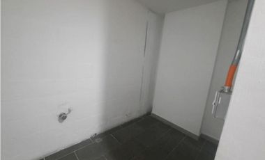 Local   Medellin  Sector Poblado  - Ciudad del Rio