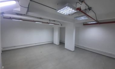 Local   Medellin  Sector Poblado  - Ciudad del Rio