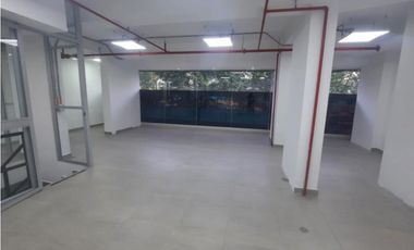 Local   Medellin  Sector Poblado  - Ciudad del Rio