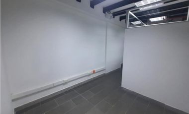 Local   Medellin  Sector Poblado  - Ciudad del Rio