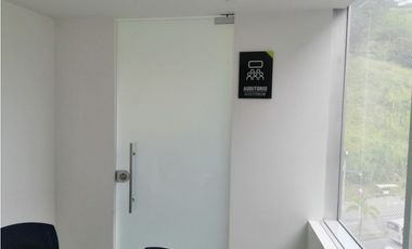 Oficina En Arriendo o Venta Medellin Sector Loma de San Julian