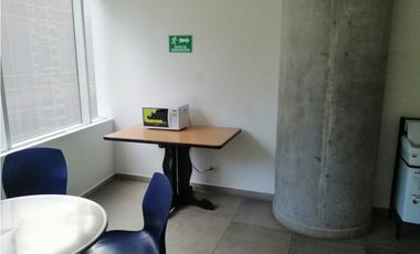 Oficina En Arriendo o Venta Medellin Sector Loma de San Julian