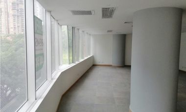 Oficina En Arriendo o Venta Medellin Sector Loma de San Julian