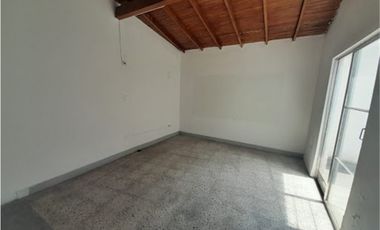 Casa Independiente en Arriendo Medellín Sector Estadio